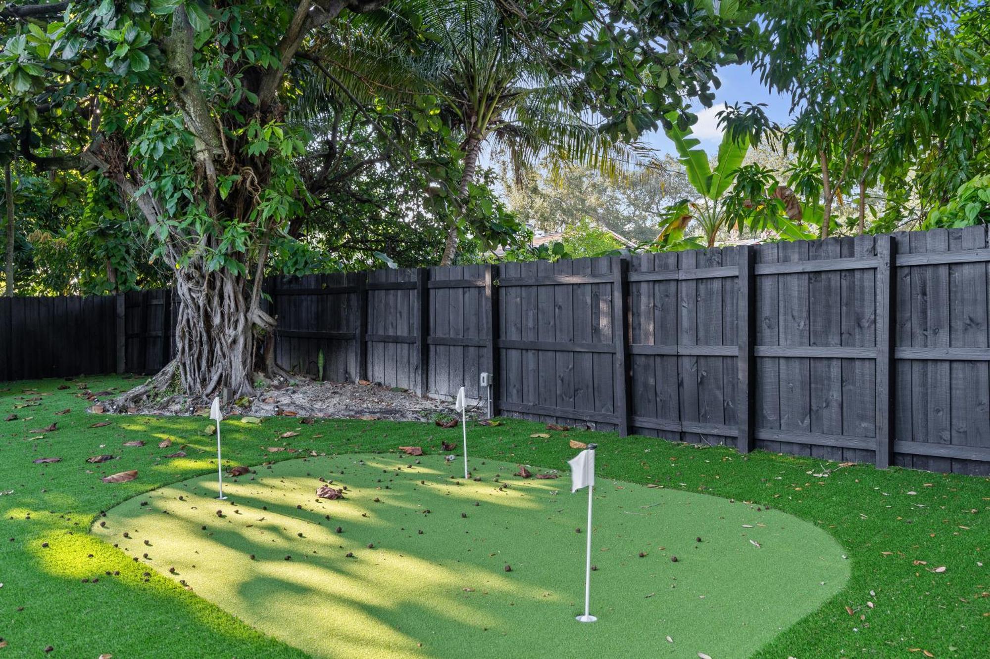 Villa Verde - Your Exclusive Luxury Escape With Private Pool And Mini Golf Miami Exterior photo