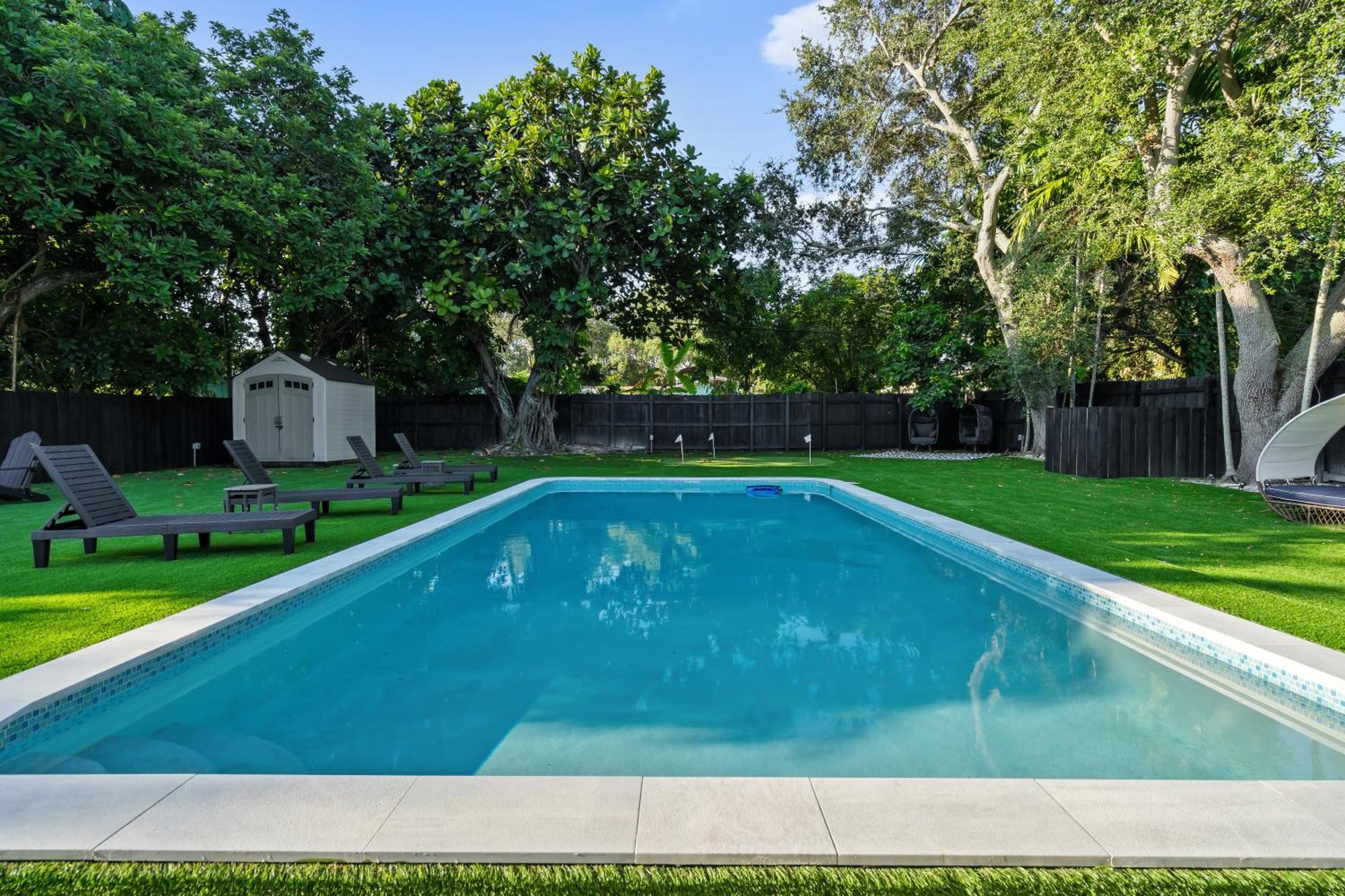 Villa Verde - Your Exclusive Luxury Escape With Private Pool And Mini Golf Miami Exterior photo